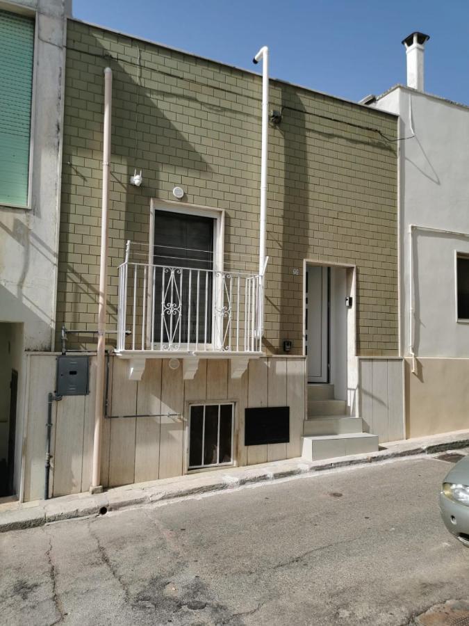 Apartamento A Casa Di Tina Crispiano Exterior foto